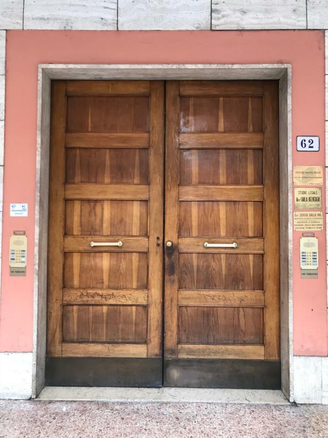 B&B Attico Galliera ボローニャ エクステリア 写真