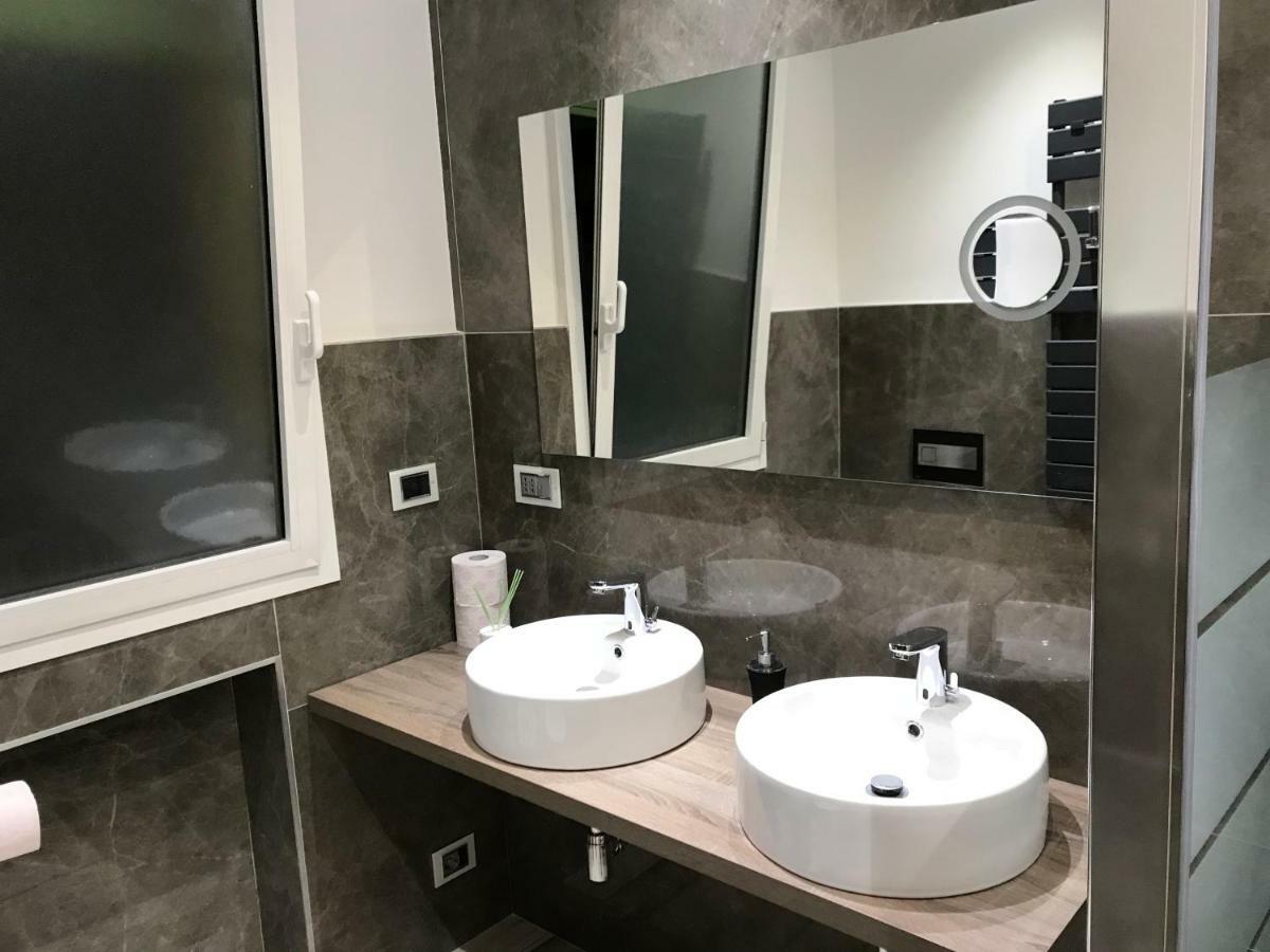 B&B Attico Galliera ボローニャ エクステリア 写真