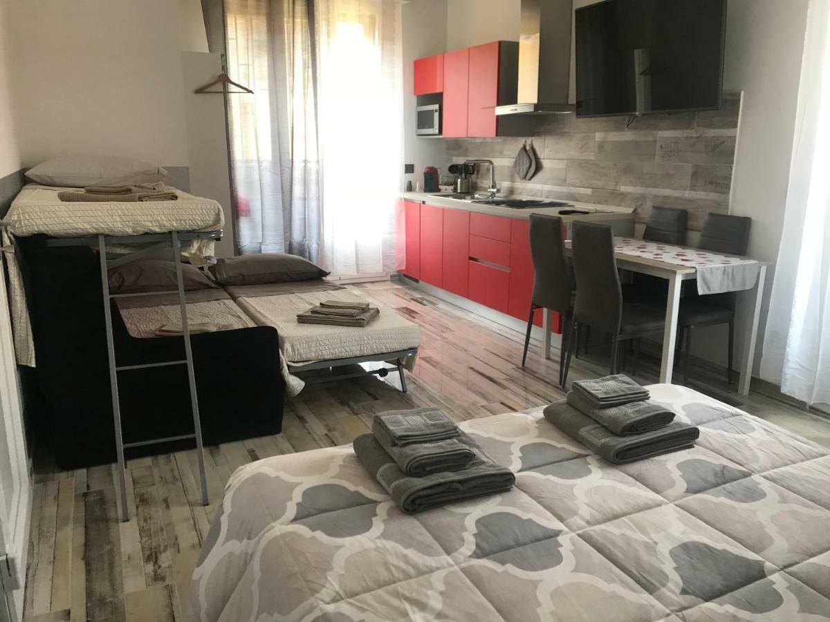 B&B Attico Galliera ボローニャ エクステリア 写真